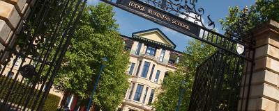 Cambridge Now Offering MFin Scholarships for Central Bankers