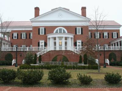 Darden and Johns Hopkins Launch New Dual Degree Program