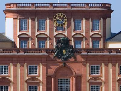Mannheim Business School Launches Analytics Master's Program