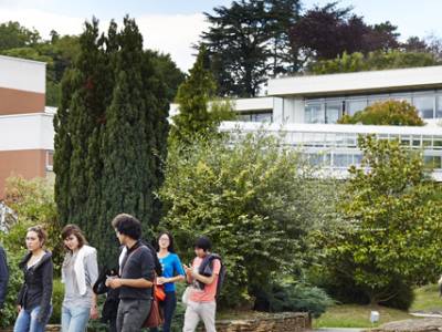 Durham and EMLyon Launch Joint DBA Program